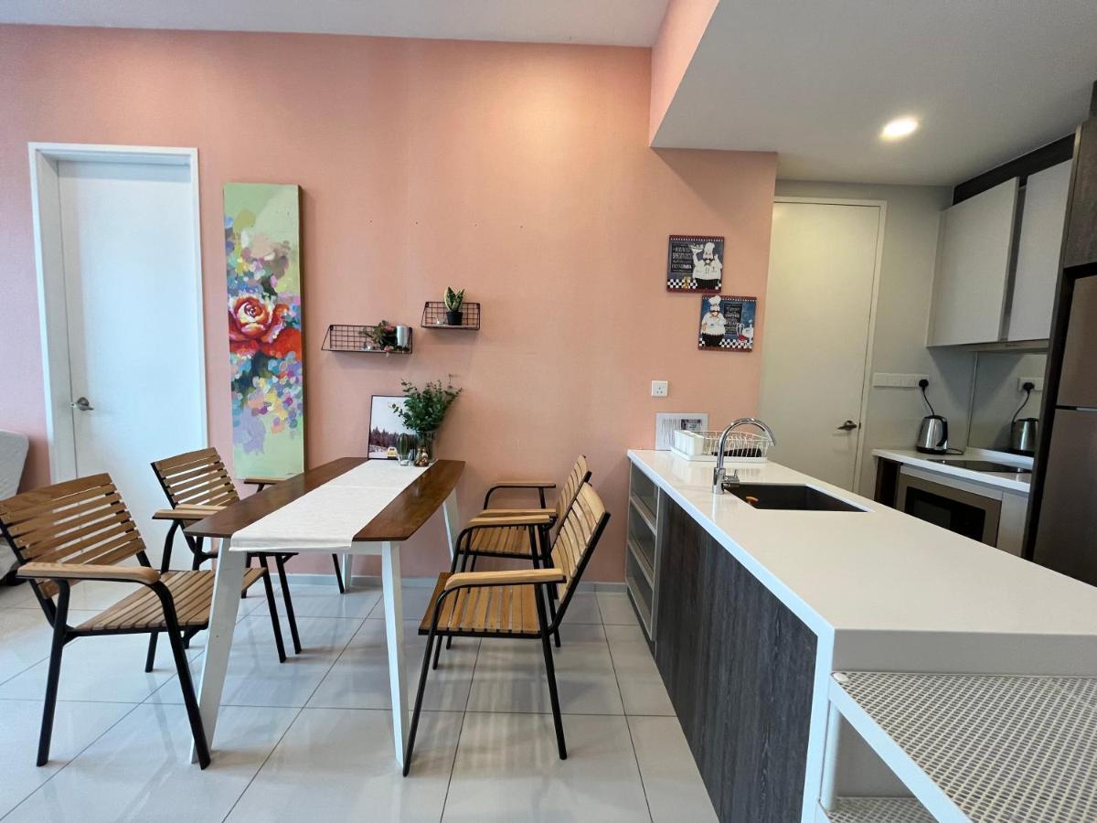 Weekly Promotion,the Robertson 2b At Bukit Bintang With Netflix Apartment Kuala Lumpur