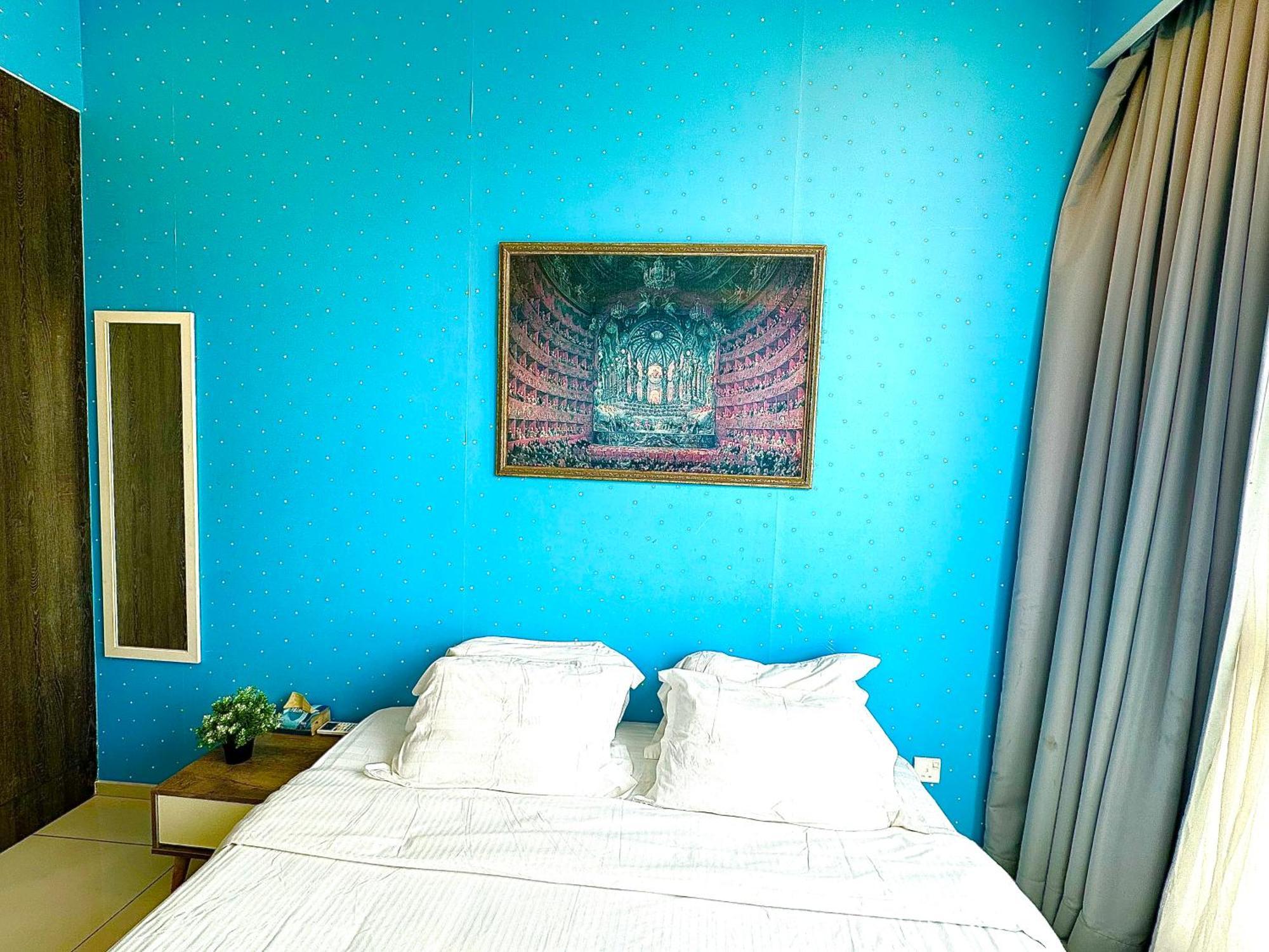 Apartment Weekly Promotion,the Robertson 2b At Bukit Bintang With Netflix Kuala Lumpur