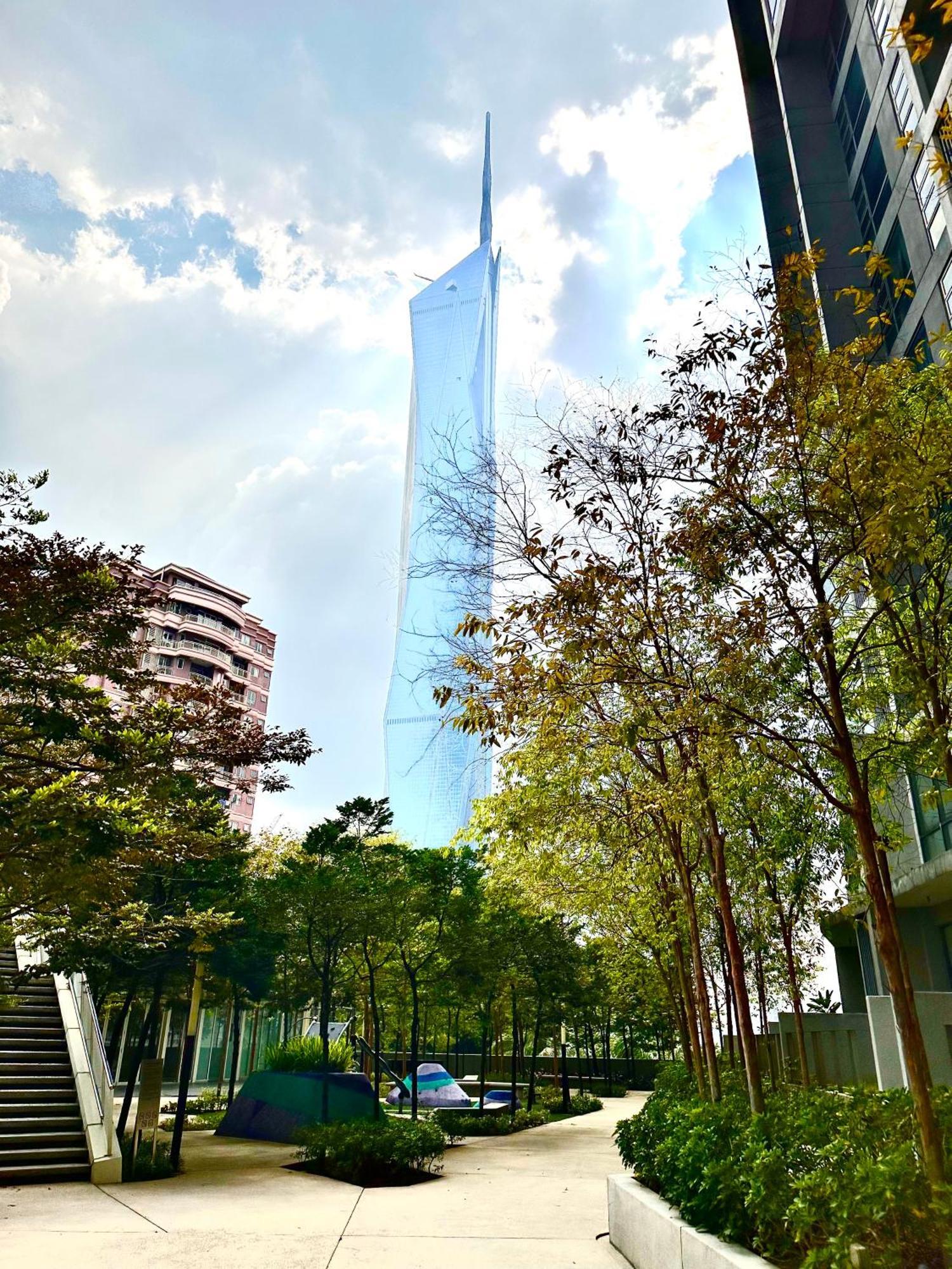 Pangsapuri Weekly Promotion,the Robertson 2b At Bukit Bintang With Netflix Kuala Lumpur